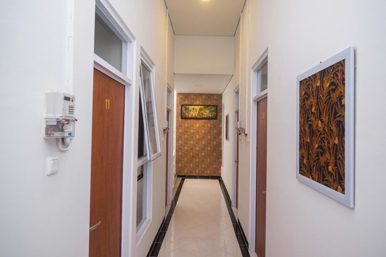 Hotel Reddoorz Syariah @ Tlogosari Semarang Alastuwo Zewnętrze zdjęcie